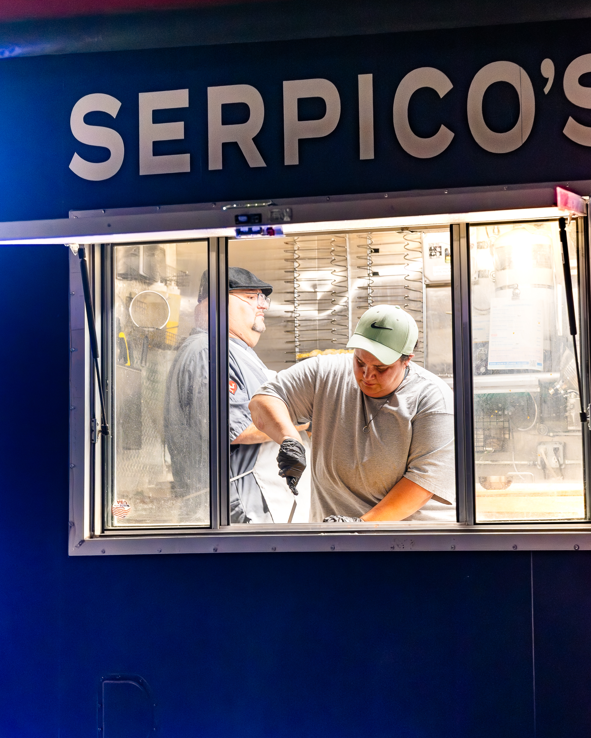 WineUDesign, Tori T's, and Serpico's Bread Co. collaboration event photography