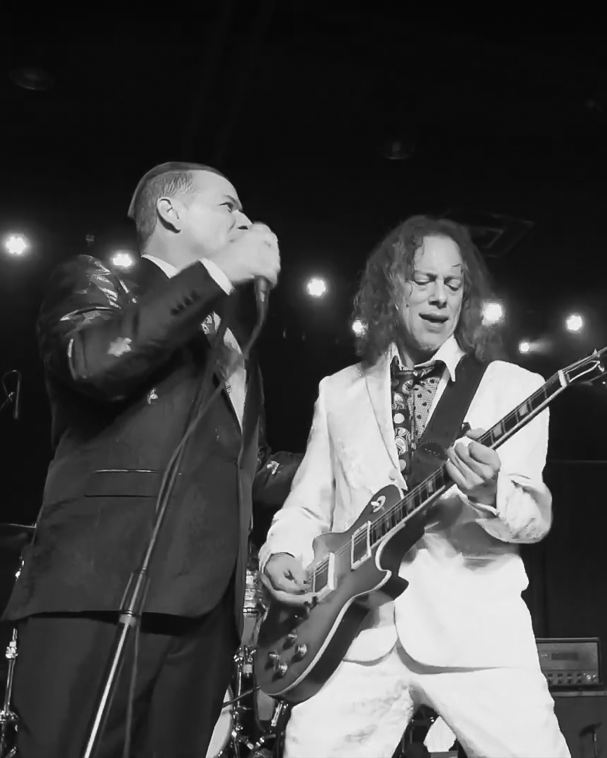 Kirk Hammett performing guitar solo live with The Wedding Band